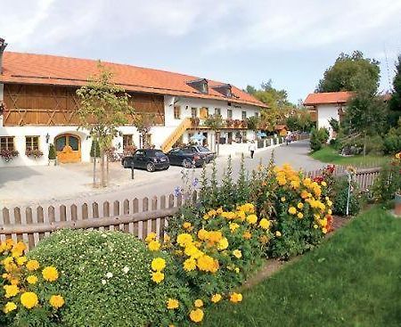 Gasthof & Hotel Jaegerwirt Aufhofen Exteriör bild